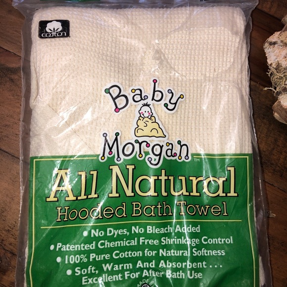 Vintage Baby Morgan All Natural Hooded Bath Towel - Picture 2 of 6
